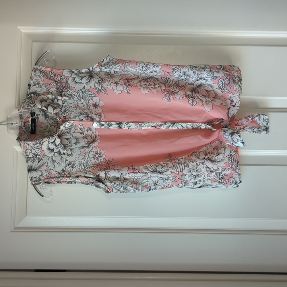 Sleeveless Tie Blouse